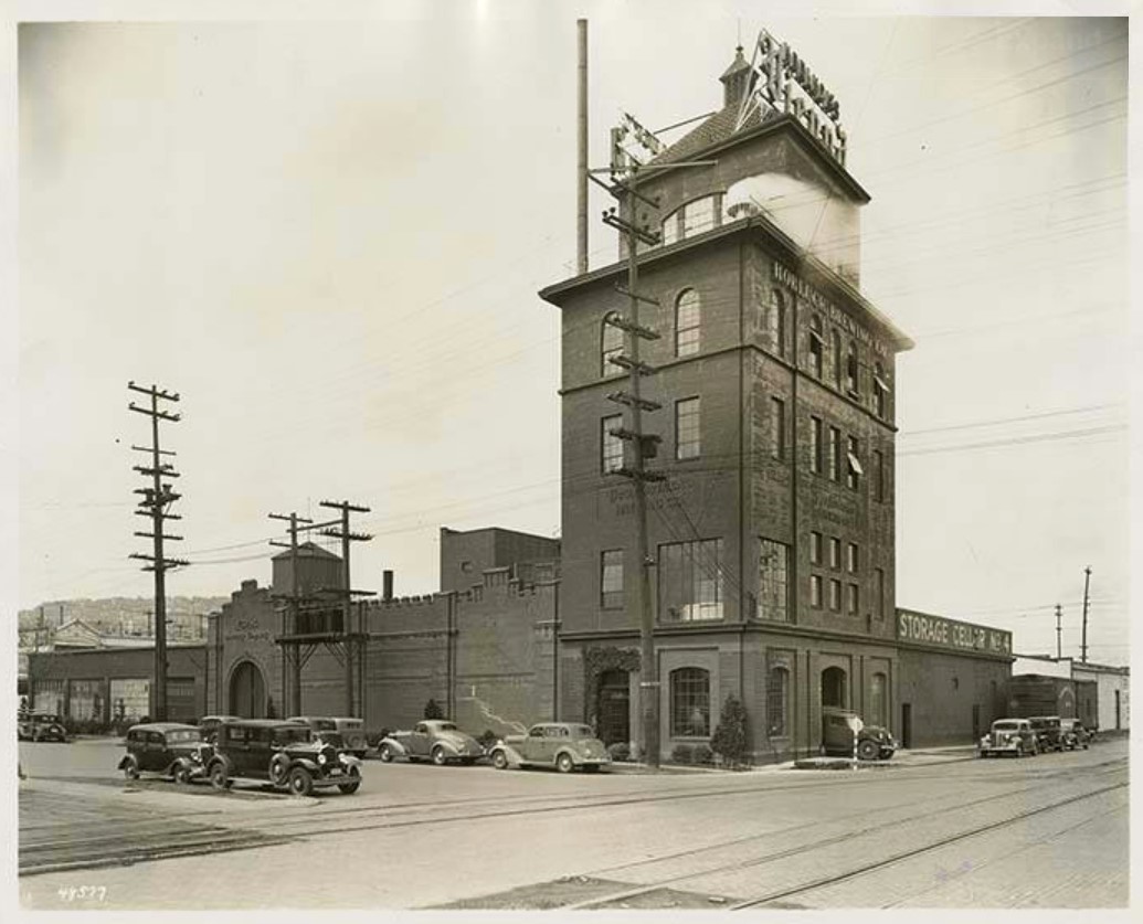 Holuck Brewery ca.1933